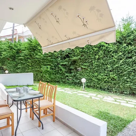 דירה Afroditi Garden Apartment *