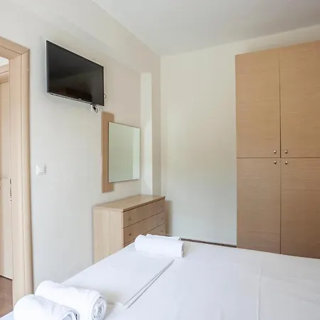 Afroditi Garden Apartment דירה *