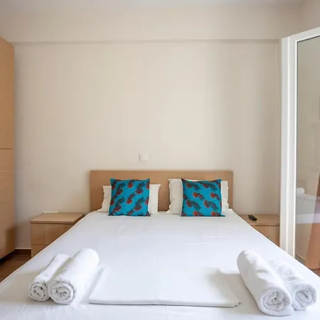 דירה Afroditi Garden Apartment חניוטי