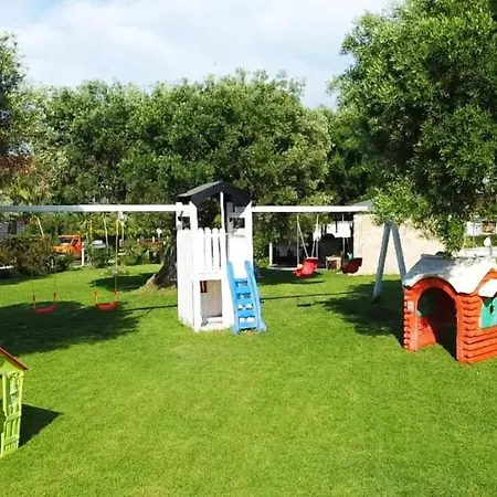 דירה Afroditi Garden Apartment חניוטי