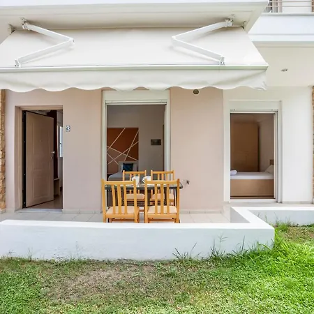 Afroditi Garden Apartment *